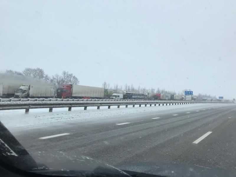 Пробки воронеж м4. М4 пробка в Воронеже. Авария 26 ноября Воронежская область село Галкино м4.