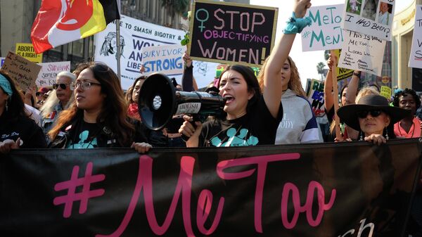 Активисты движения  #MeToo в Голливуде, США 