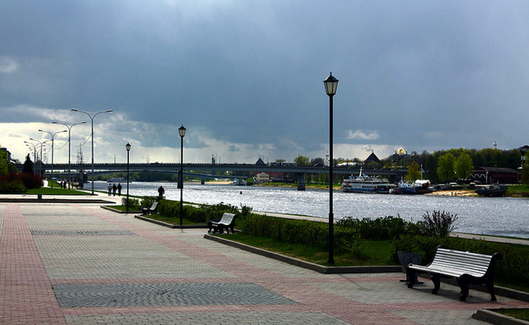 Набережная Великого Новгорода