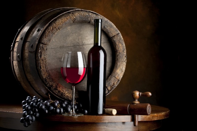 В мире более известно испанское красное вино