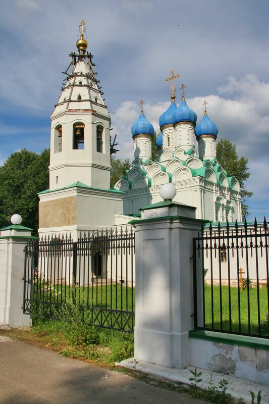 Никольская церковь в Батюшково