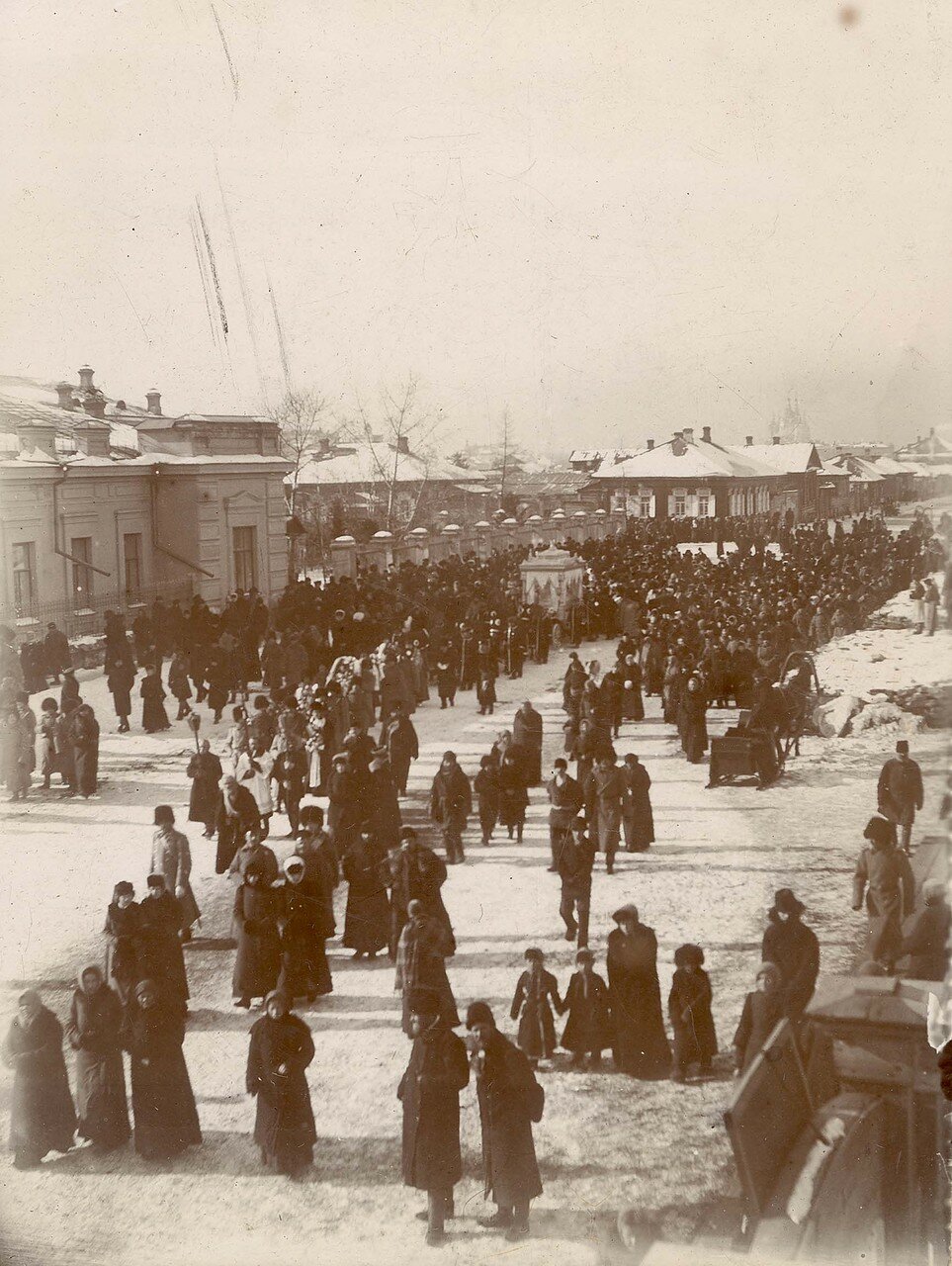 Похоронная процессия по Благовещенской улице. 1890-е годы