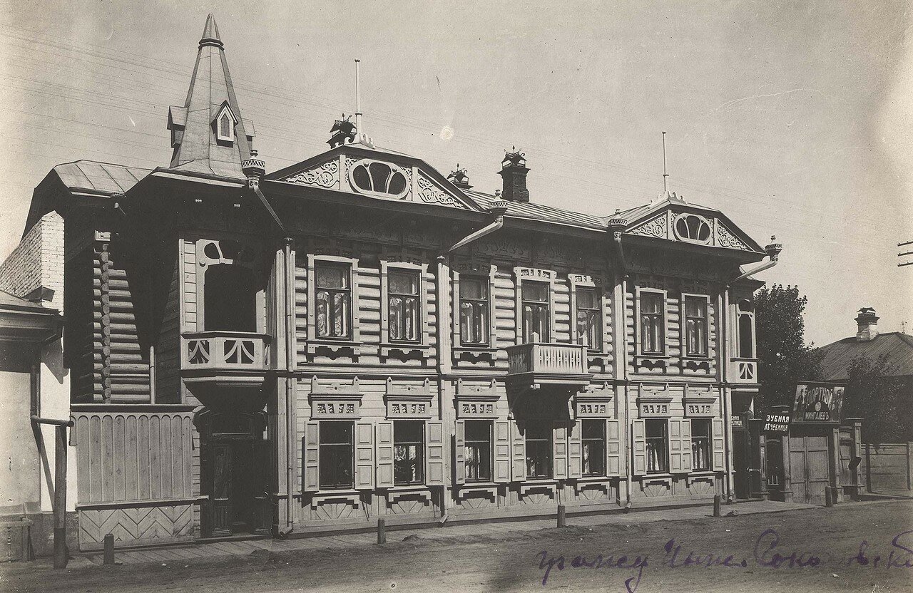 Жилой дом по Театральному переулку. 1906
