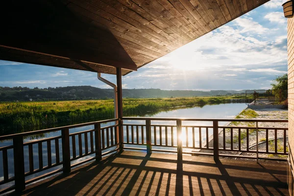 View Beautiful Sunset River Wooden Terrace — стоковое фото