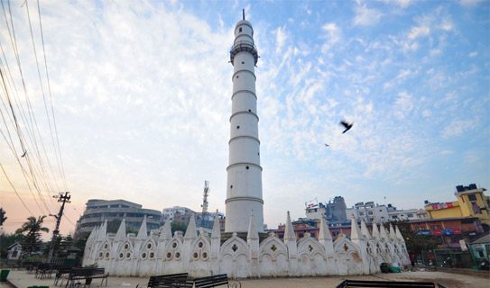 Башня Бхимсен (Bhimsen Tower) или Дхарахара (Dharahara)
