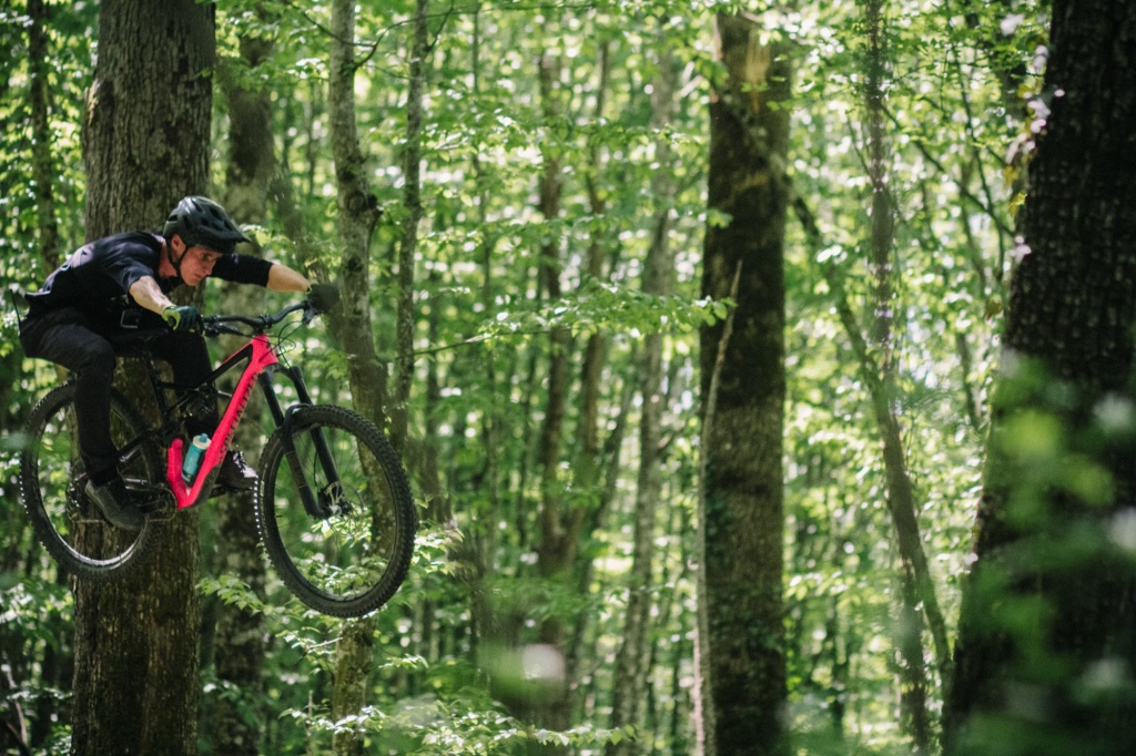 Ai-Petri Tour: Specialized Enduro. 27,5 VS 29.