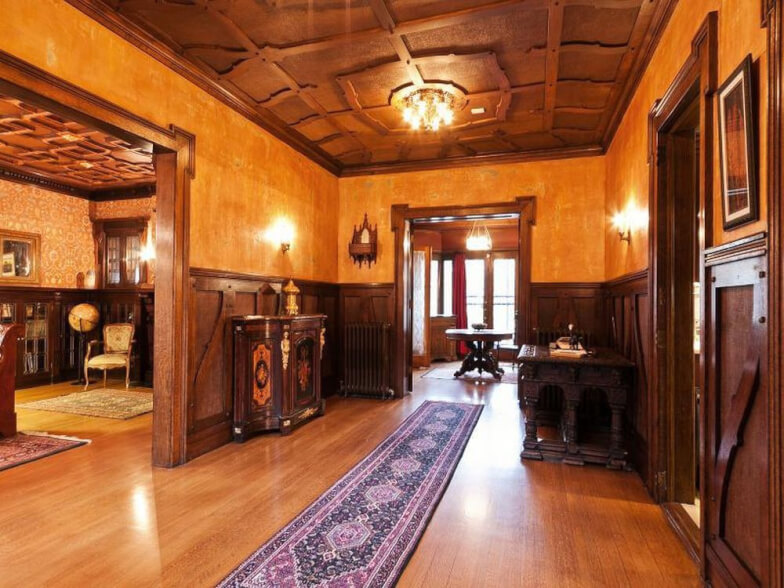 Обязательный простор и никакой экономии