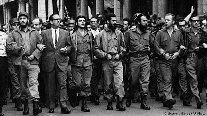 Фидель Кастро и соратники