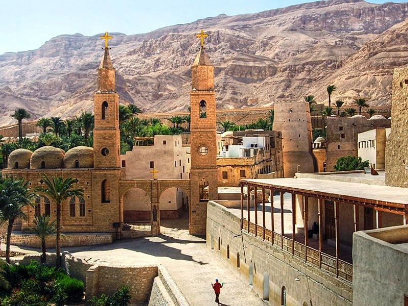 otlichie-hurgady-ot-sharm-jel