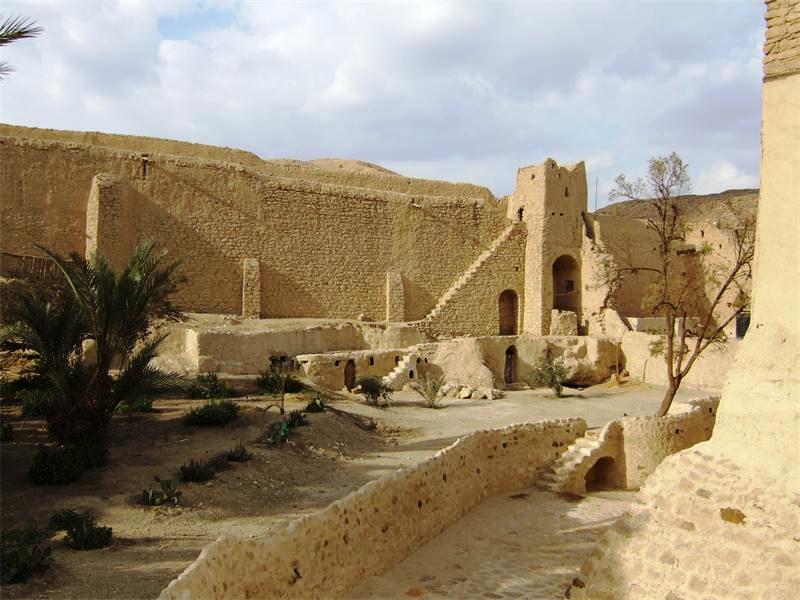 otlichie-hurgady-ot-sharm-jel