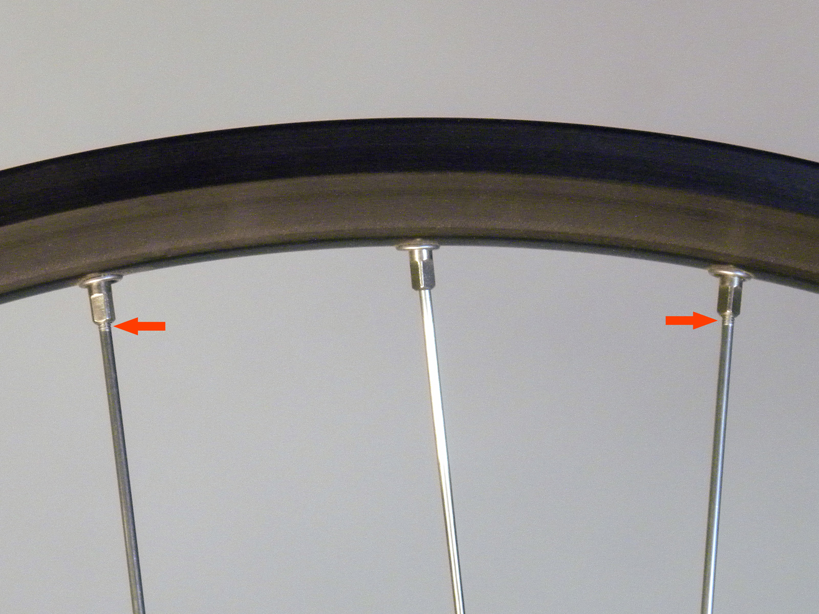 An example of a wheel with slightly too short spokes yet still completely functional