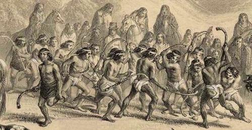 индейцы Мапуче Играют в Палин